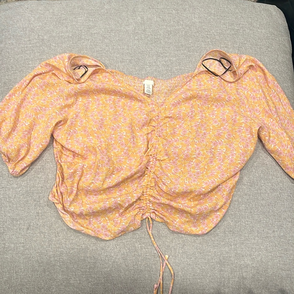 Plus Size H&M Beautiful Flower Crop Top - 3X